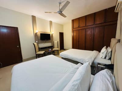 Guest house available for rent daily basis monthly E-11/4 lslambad