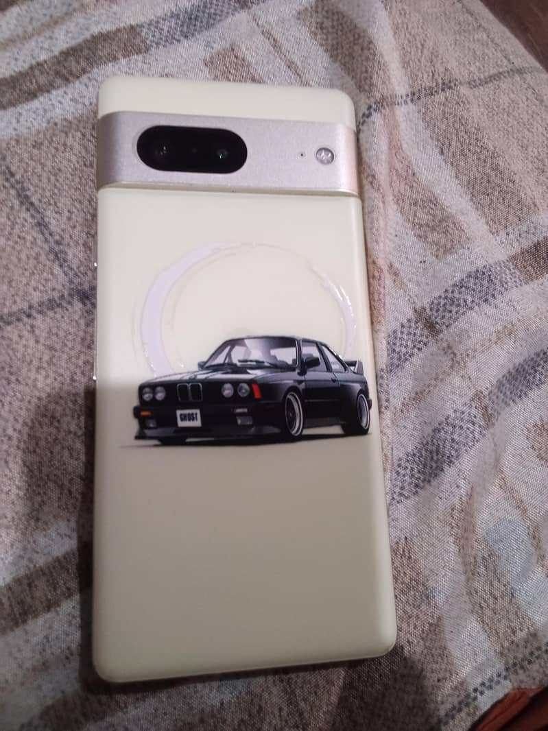 Google Pixel 7 4