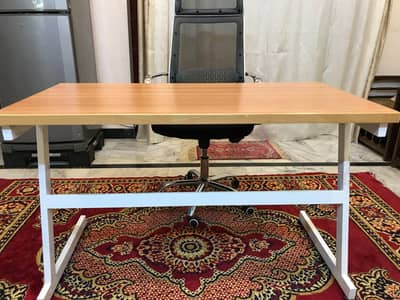 Office table