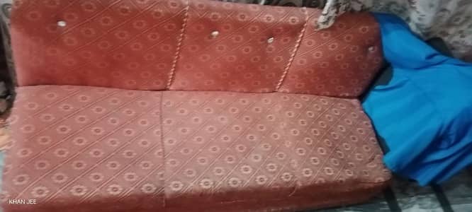 3 seats sofa