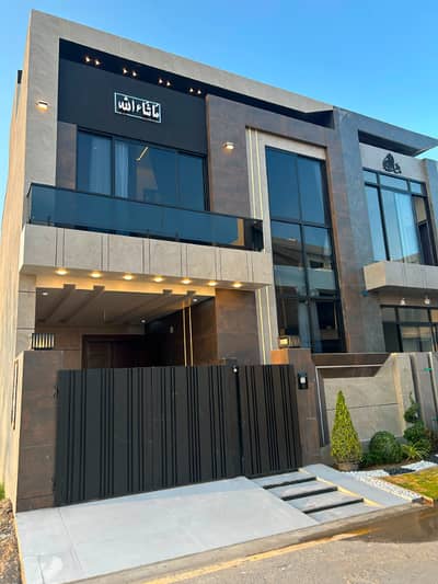 House For Sale At Kent Housing Society Sialkot