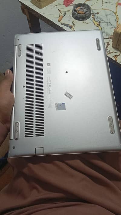 HP 850 G3