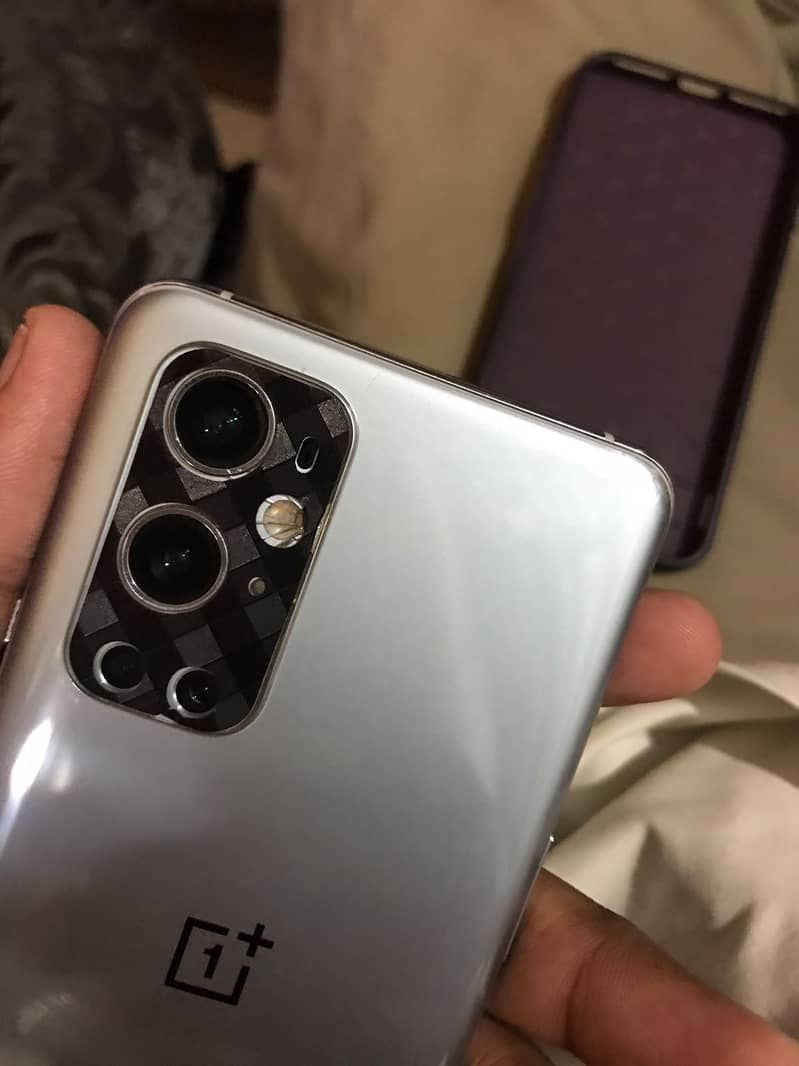 One Plus 9 Pro 4