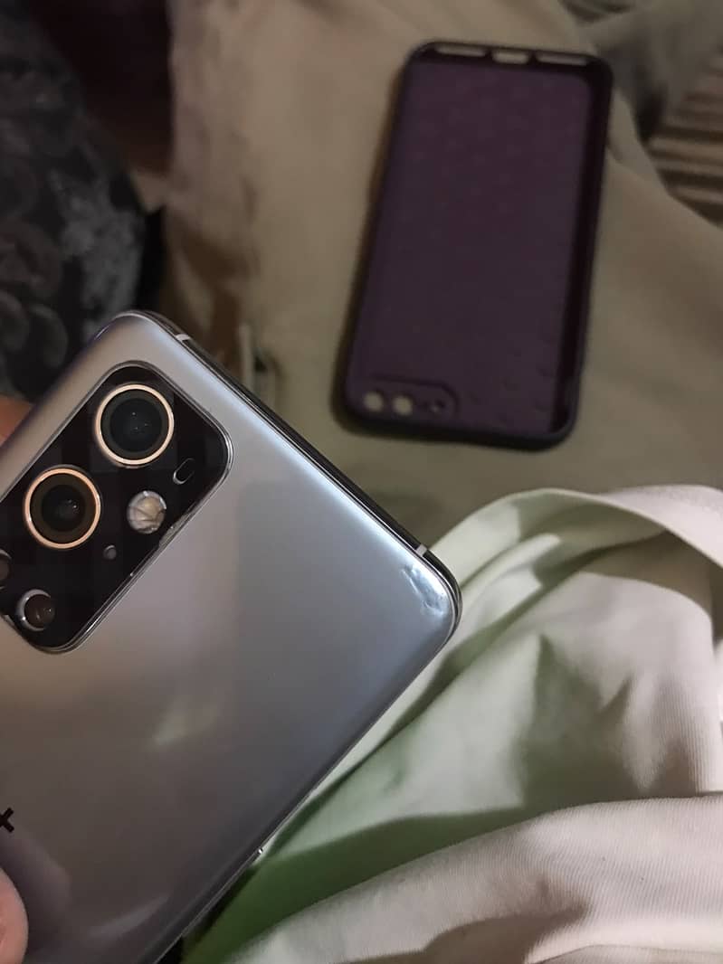 One Plus 9 Pro 6