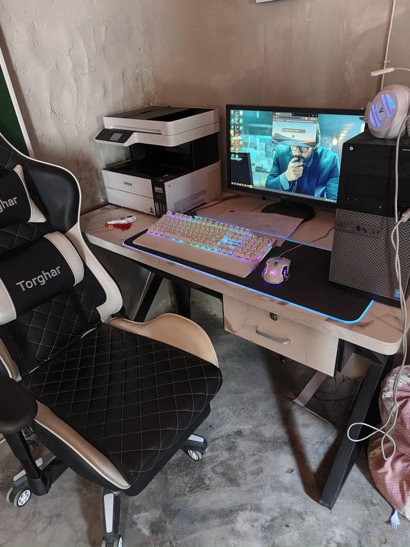 Full Gaming Setup 0