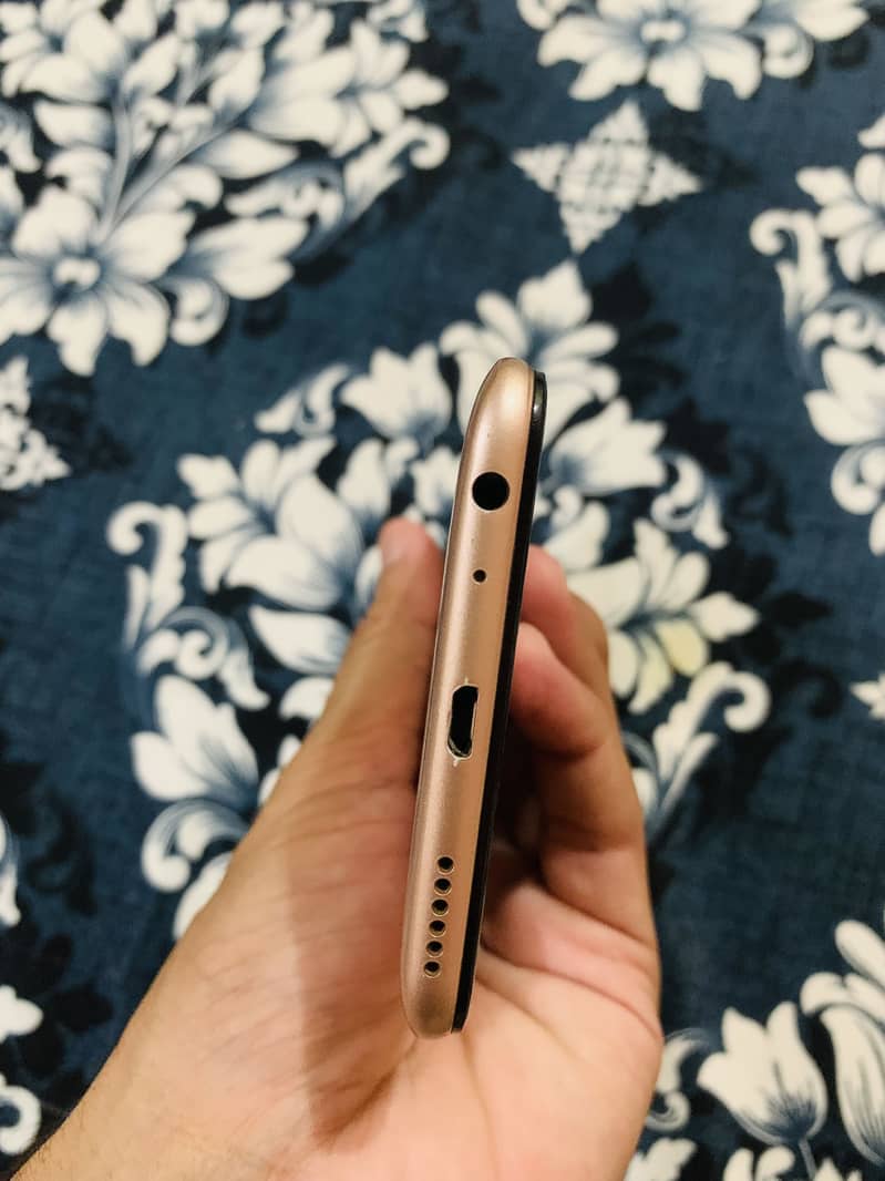 Rs:11500 only WhatsApp/03098298355 3