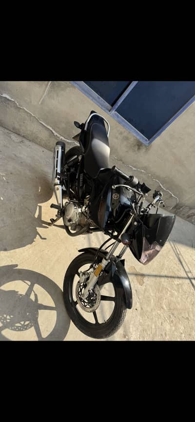 YBR 125 Black
