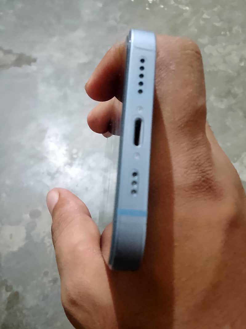 Apple iPhone 14 0