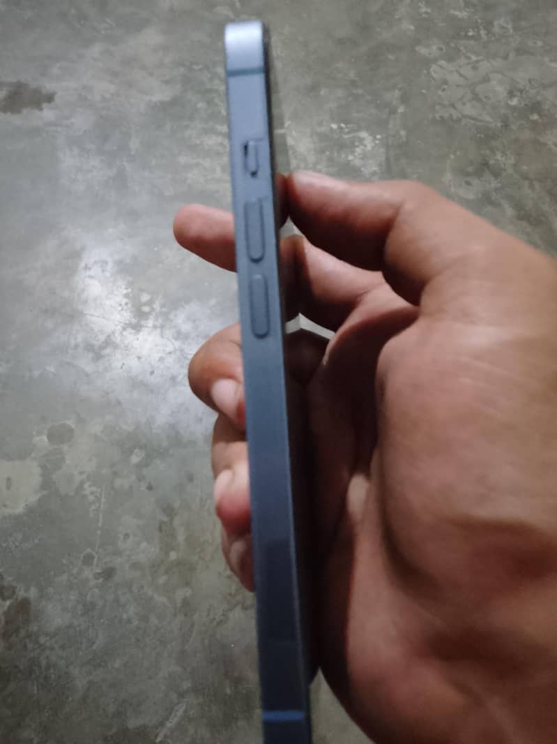 Apple iPhone 14 1