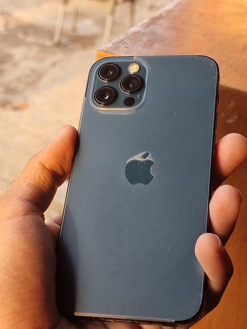 Apple iPhone 12 Pro 0