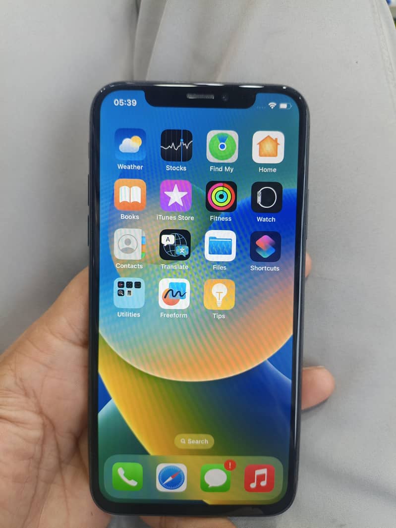 Apple iPhone X 0