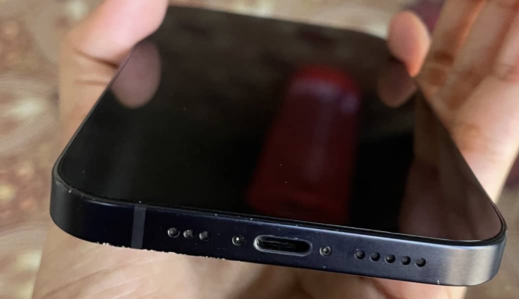 Apple iPhone 12 3