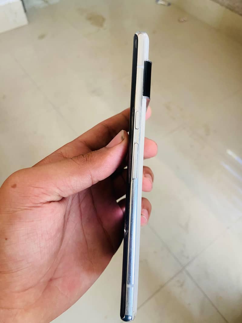 Google Pixel 6 Pro 2
