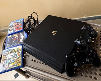 PlayStation 4 Pro 1TB Jailbroken CUH-7216B Complete Accessories