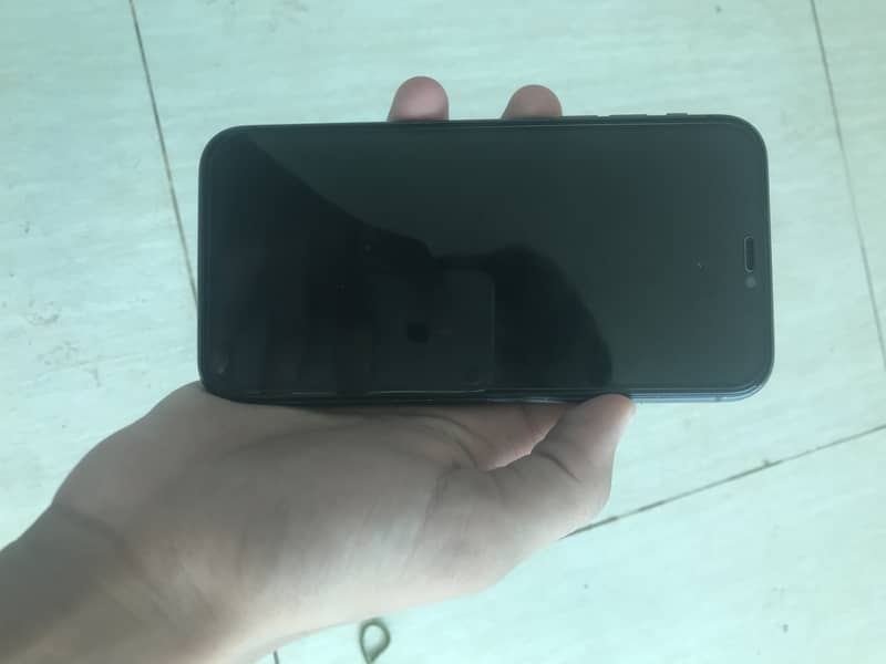 Apple iPhone 11 2