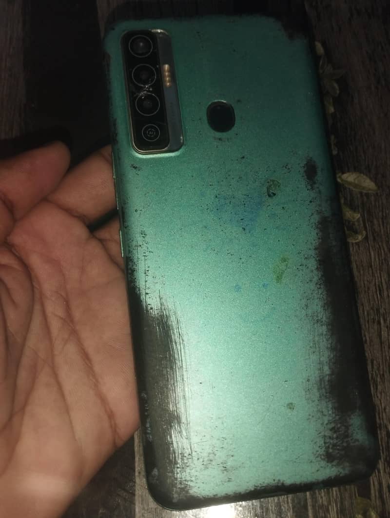 Tecno Camon 17 2