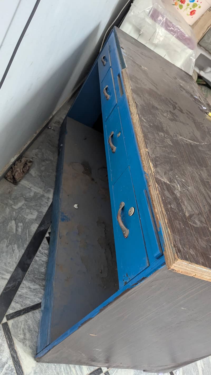 Large Chipboard Table 2