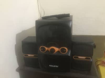 Colors bluetooth speaker with good base and sound