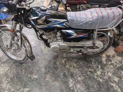 Honda 125 karak