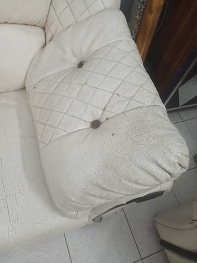 Used 7 seaters sofas for sell in Gulistan-e-jauhar block 13