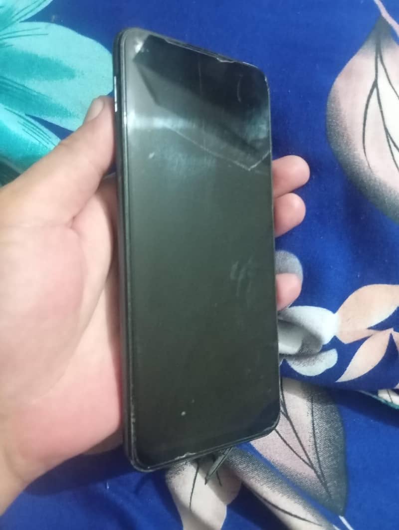 Tecno Spark 7 Pro 3