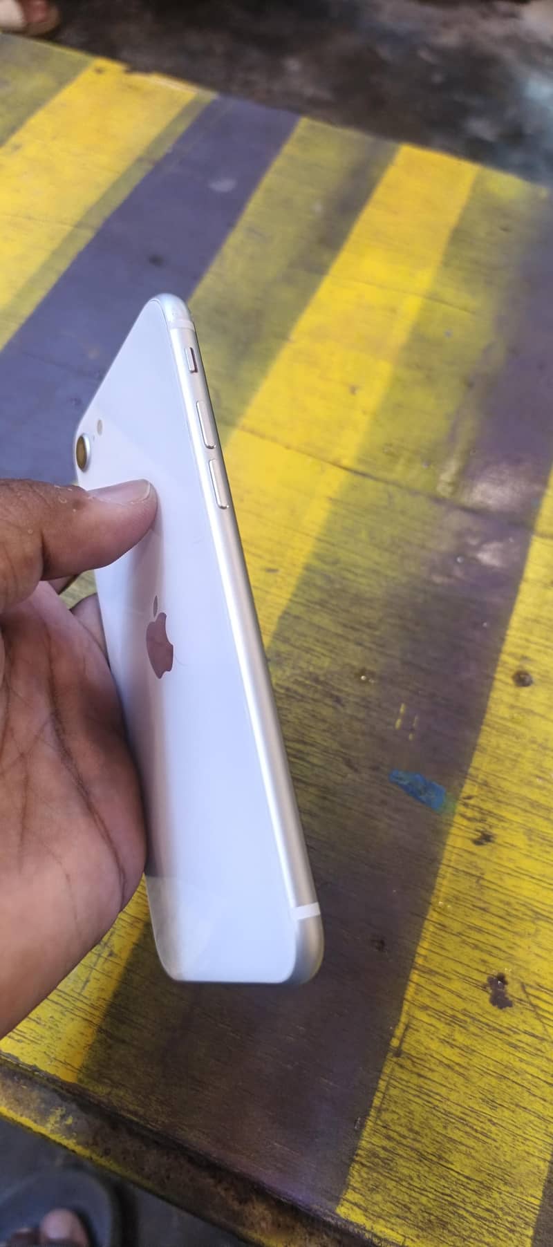 iphone se 2020 1