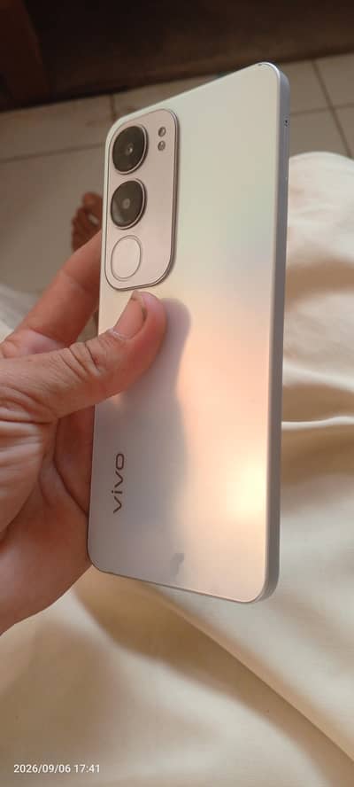 vivo y19s