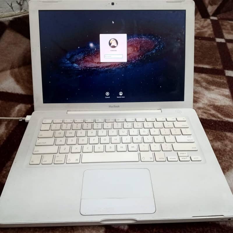 Apple Macbook 5
