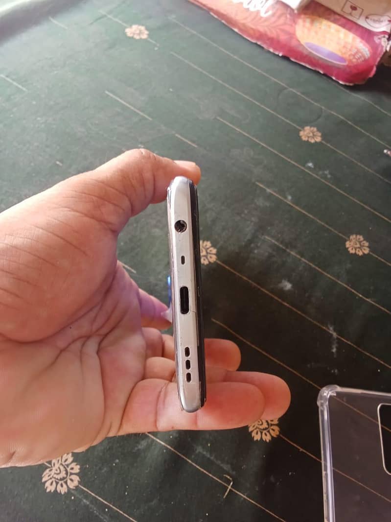 OPPO A54s 5