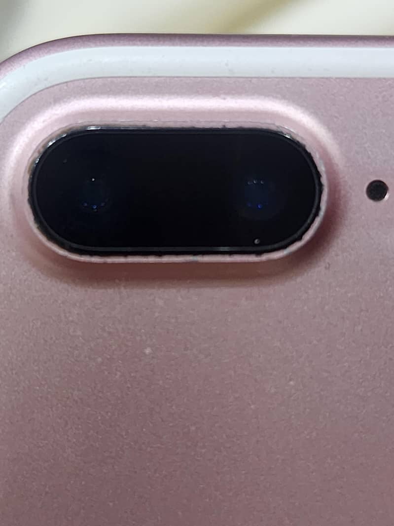 Apple iPhone 7 Plus 3