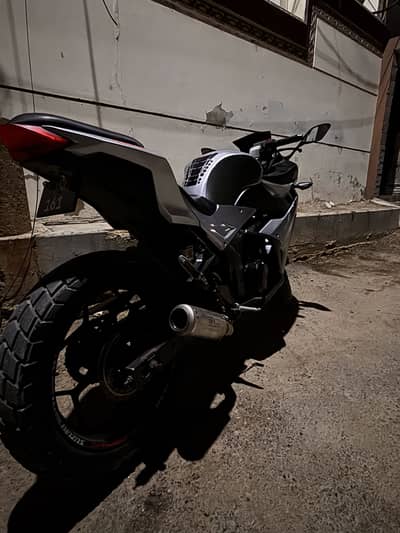 Suzuki GXS-R400cc
