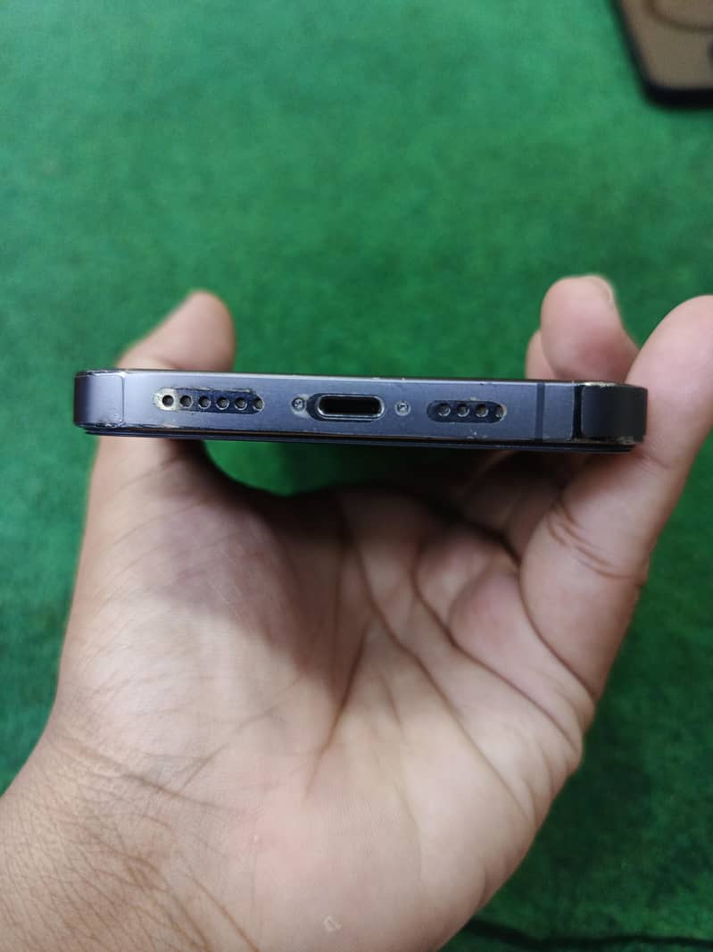Apple iPhone 13 Pro Max 5