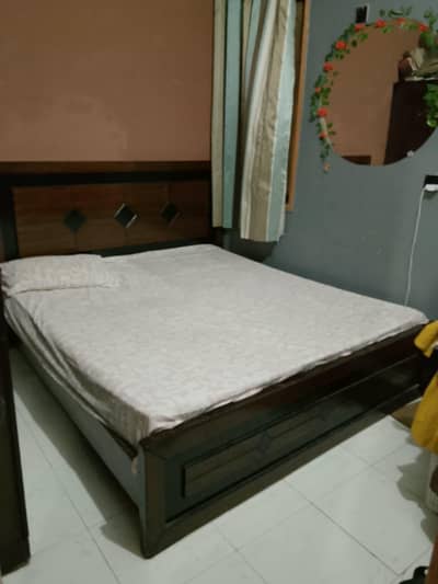 king size bed with mattress dressing table