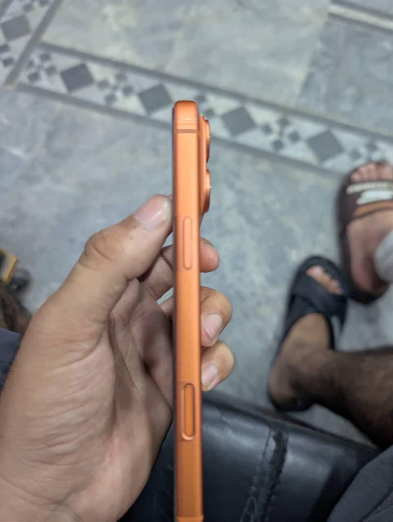 iPhone 17 Pro Max 6