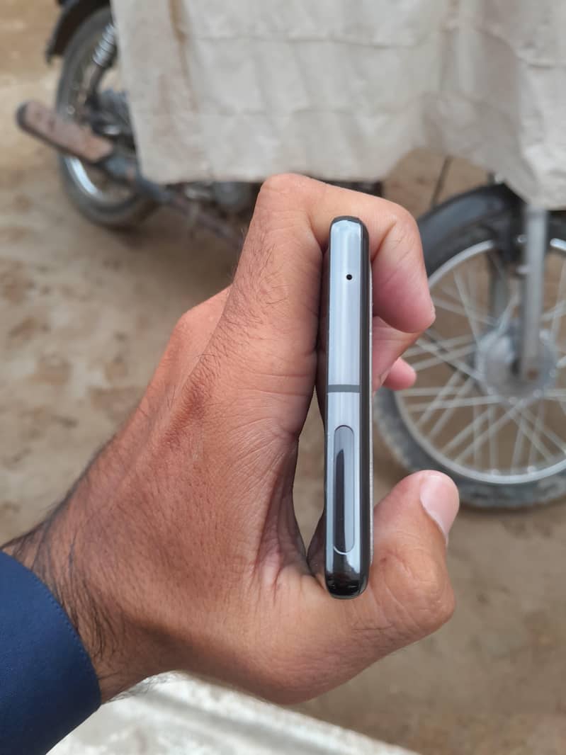 Google Pixel 7 Pro 4