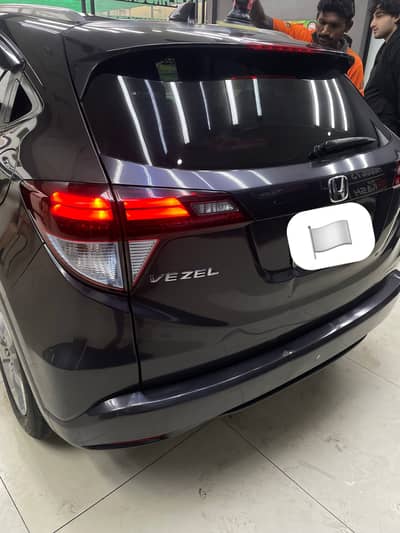Honda vezel 2017 registered top variant