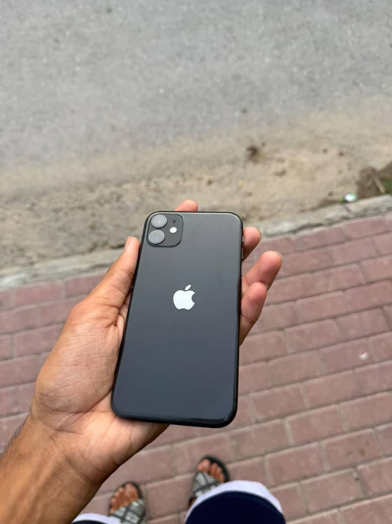 Apple iPhone 11 0