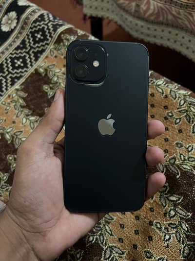 Apple iPhone 12