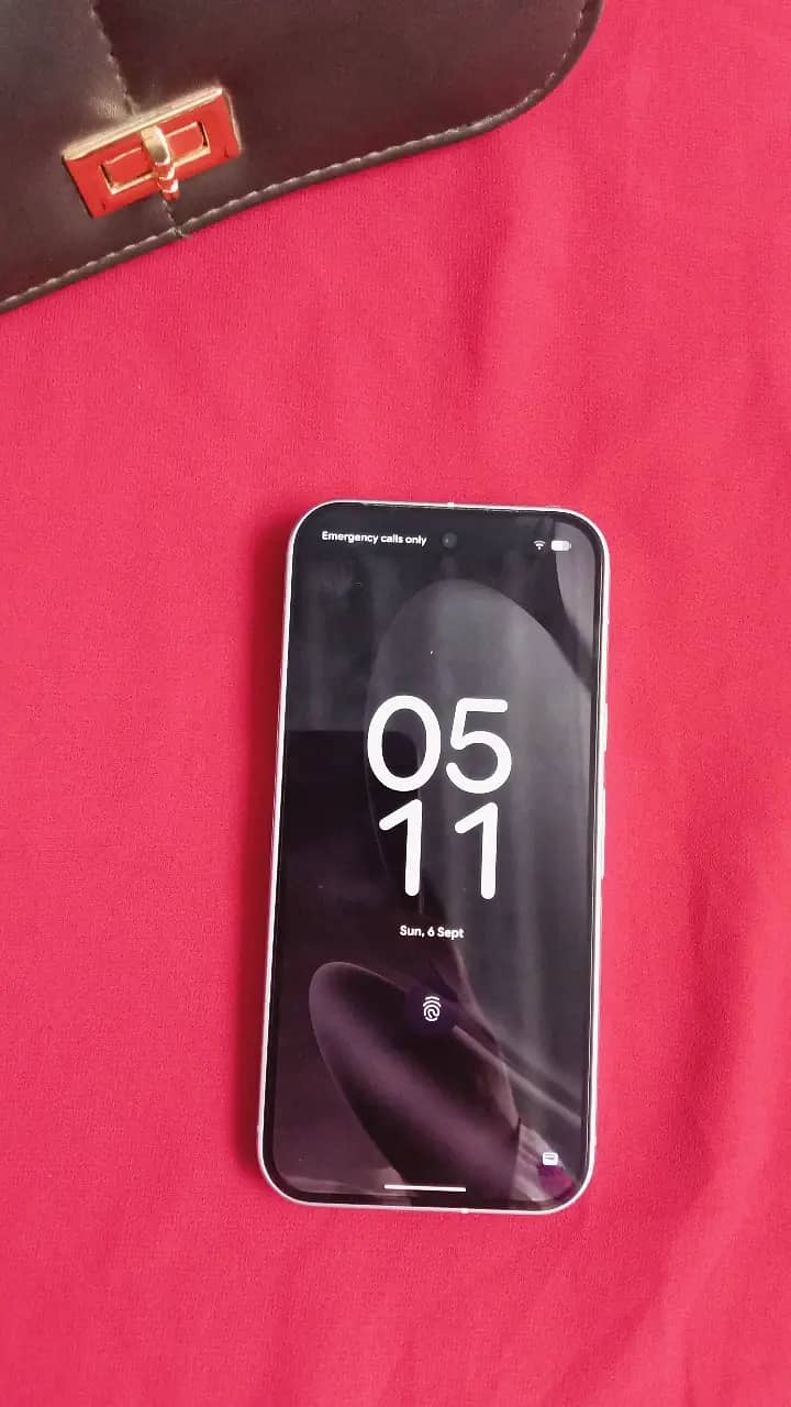 Google Pixel 10 3
