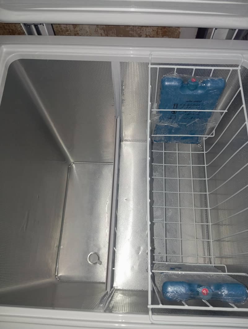 Dawlance Deep Freezer 2