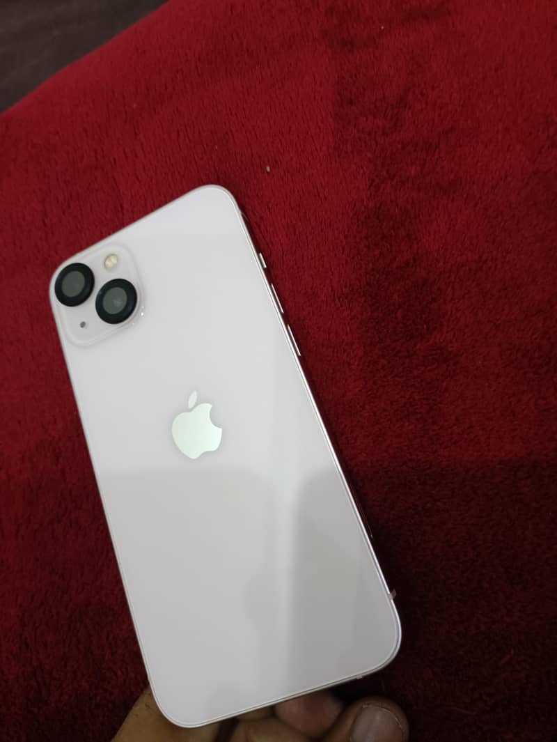 Apple iPhone 13 0