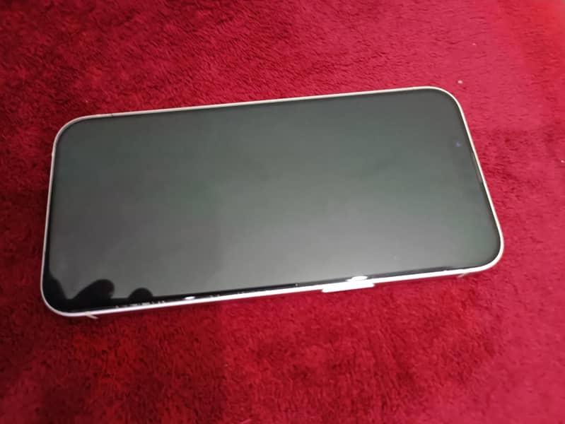Apple iPhone 13 3