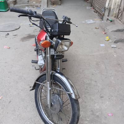 Honda CG 125 Special Edition 2019
