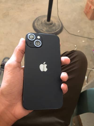 Apple iPhone 13