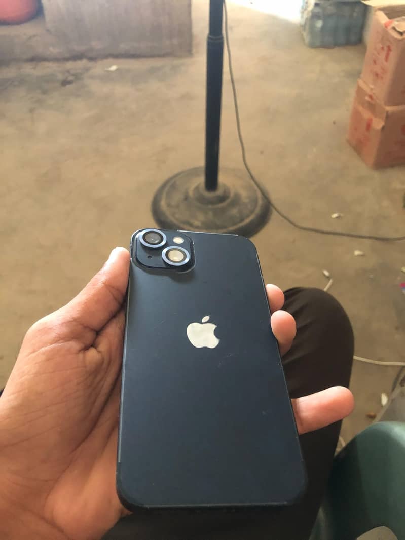Apple iPhone 13 1