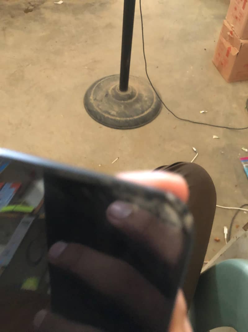 Apple iPhone 13 5