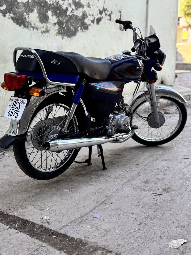 Honda cd70 3