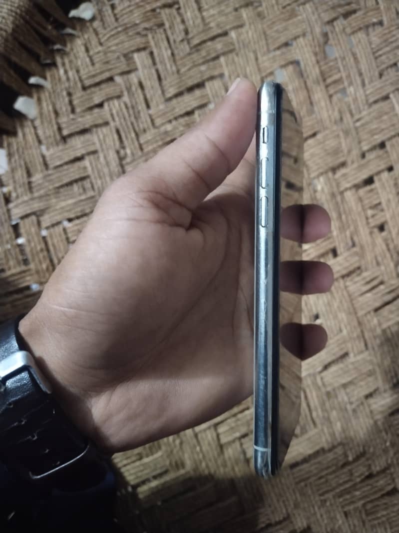 Apple iPhone X 03133368588 2