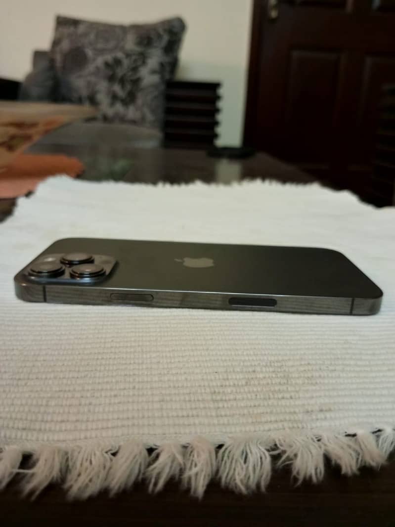 iPhone 13 Pro Max 5