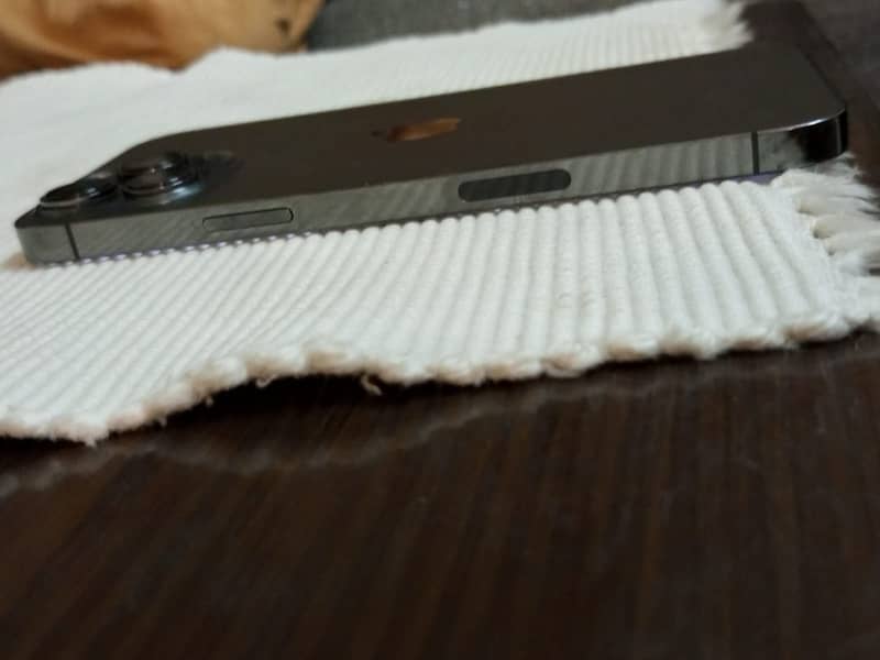 iPhone 13 Pro Max 6